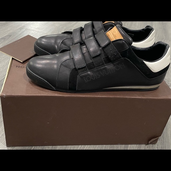 LOUIS VUITTON Leather Velcro Sneakers Black - Picture 5 of 7